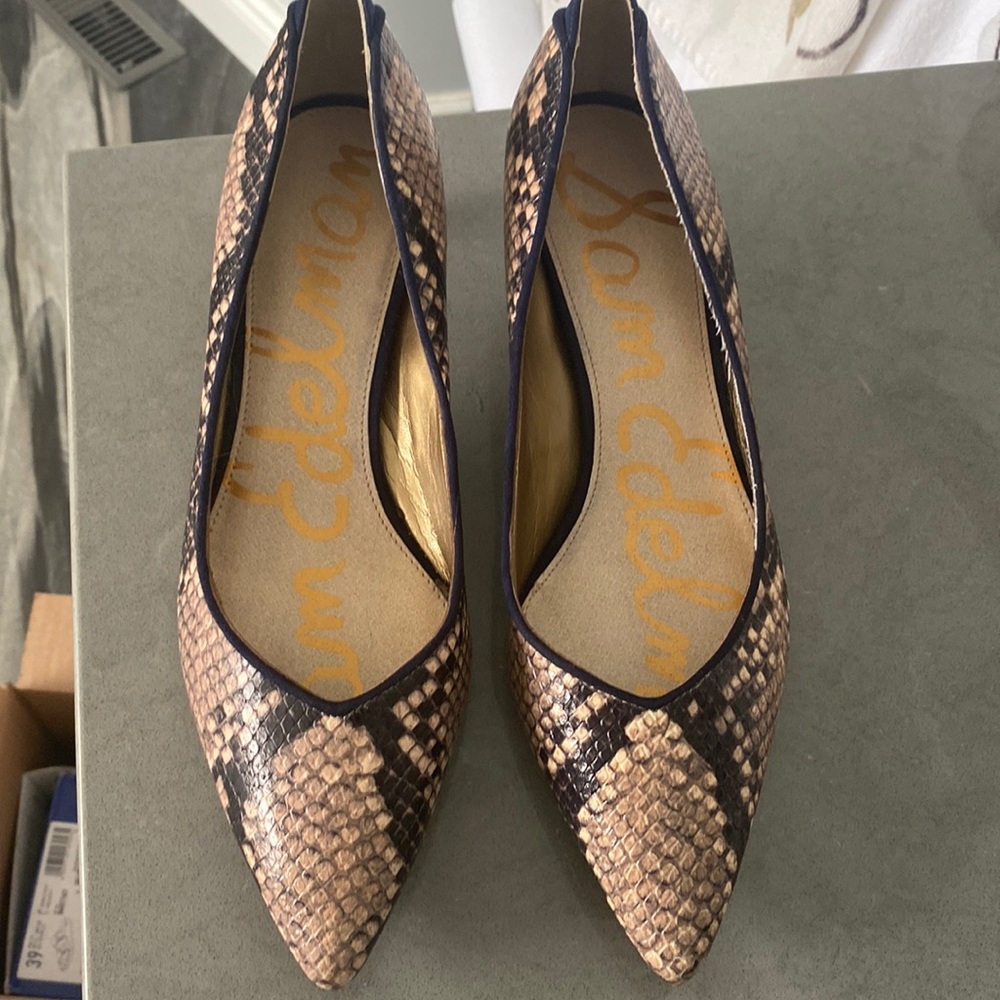 Sam Edelman kitten heal shoes